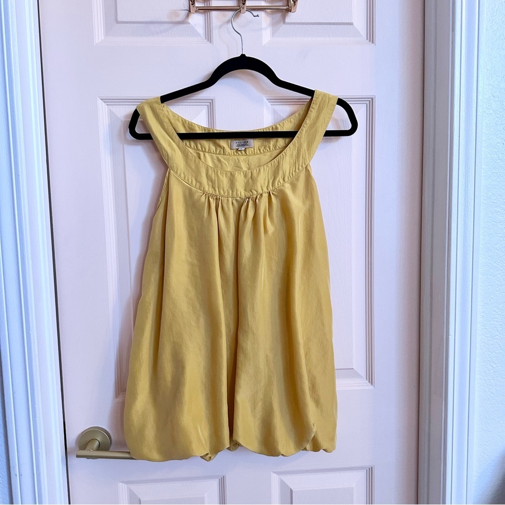 Yellow Piko 1988 top